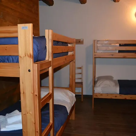 Rifugio Escursionistico La Rua' *