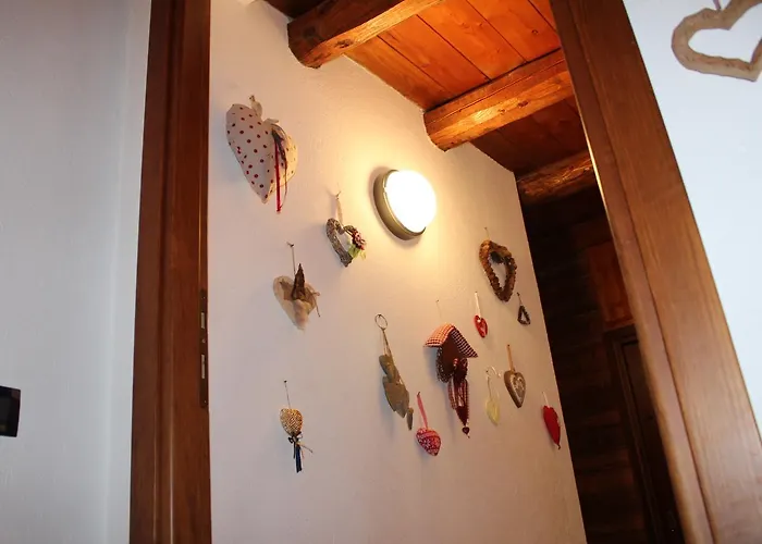 Hostel Rifugio Escursionistico La Rua' *