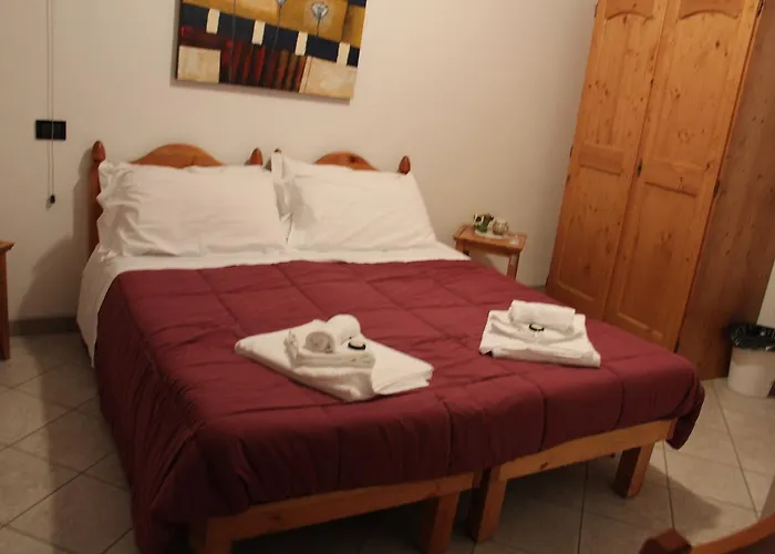Hostel Rifugio Escursionistico La Rua' Macra